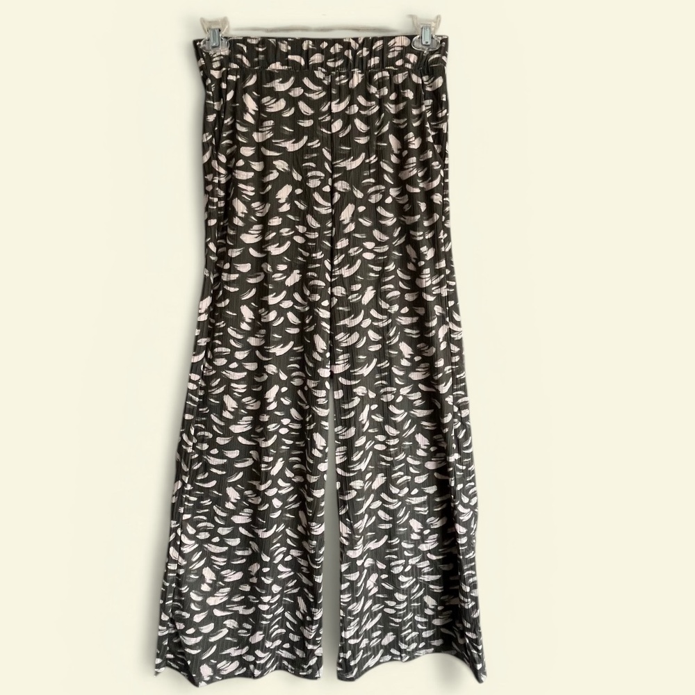 Entro Wide Leg Dark Mossy Green and Cream Lounge Pants Size M